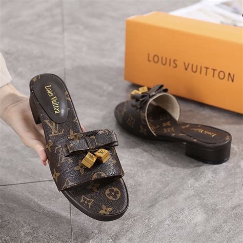 precio de sandalias louis vuitton|sandalias louis vuitton mujer.